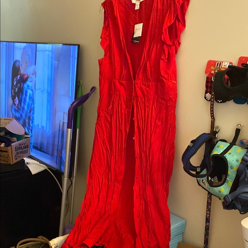 Vibrant Red Sleeveless Dress